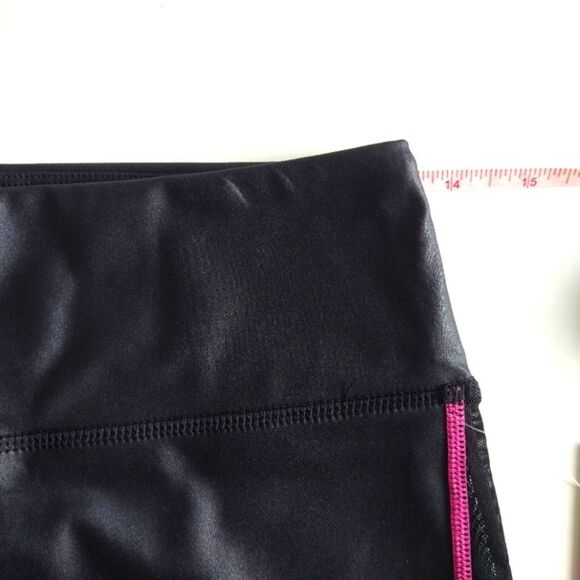 Urban Savage Leggings - Picture 12 of 15